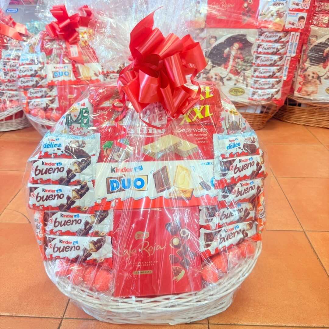 Cesta chocolate kinder mediana , 2caras